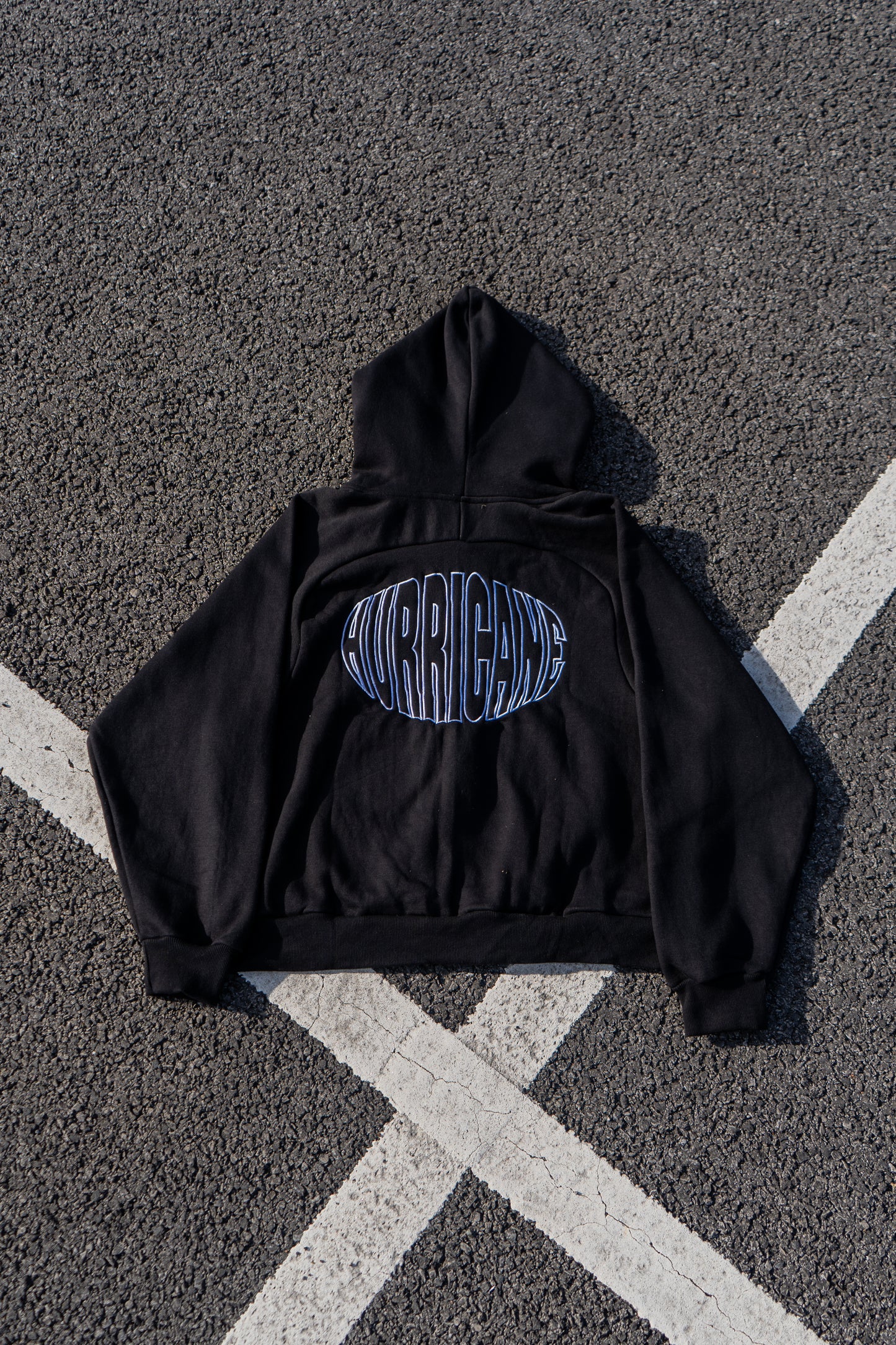 °HURRICANE ZIP UP HOODIE BLACK°